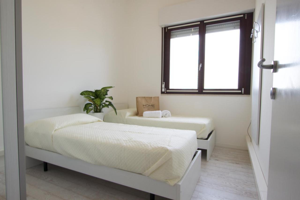 Bagni Miramare - Home Immobiliare Jesolo Luaran gambar