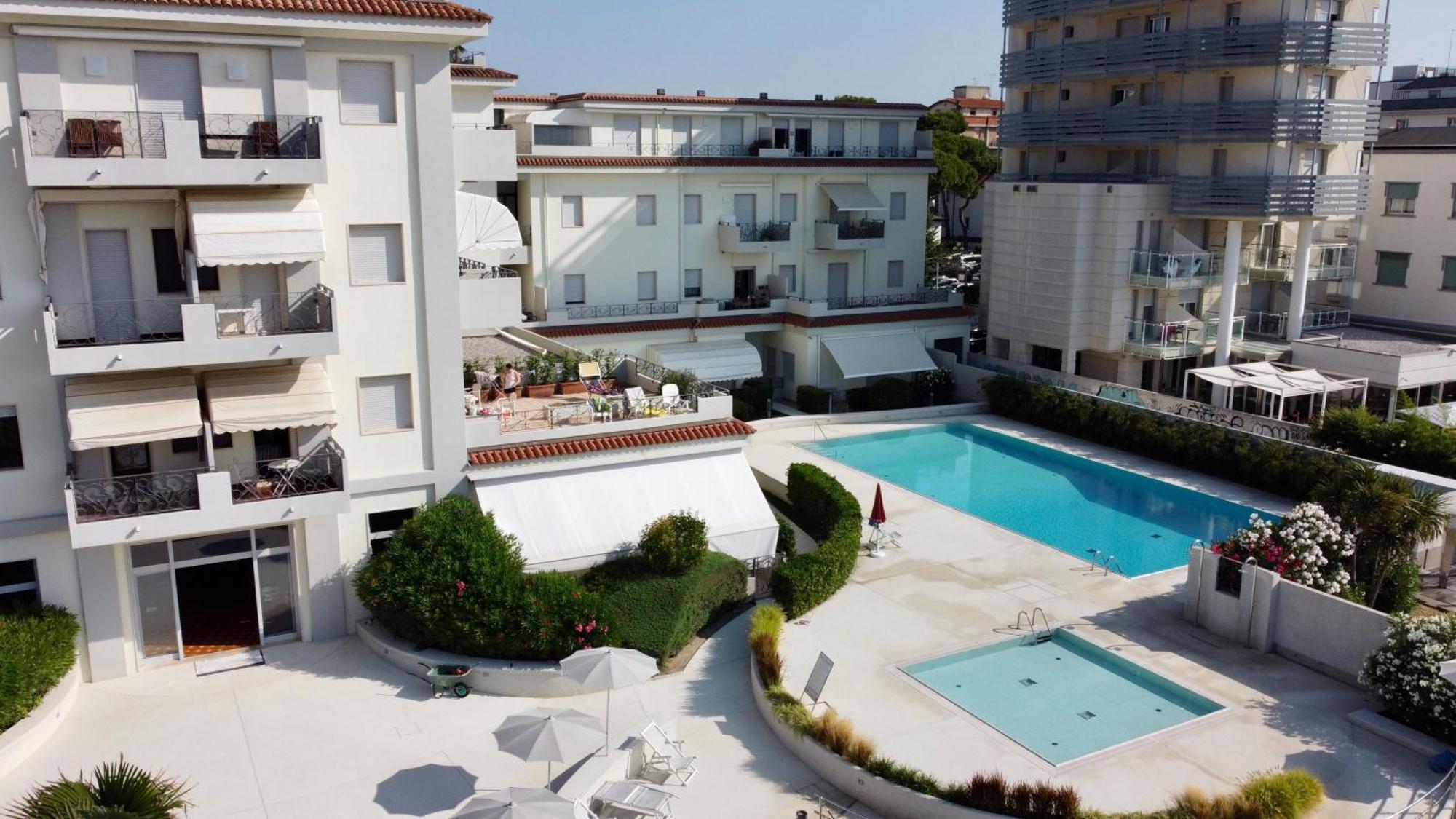 Bagni Miramare - Home Immobiliare Jesolo Luaran gambar