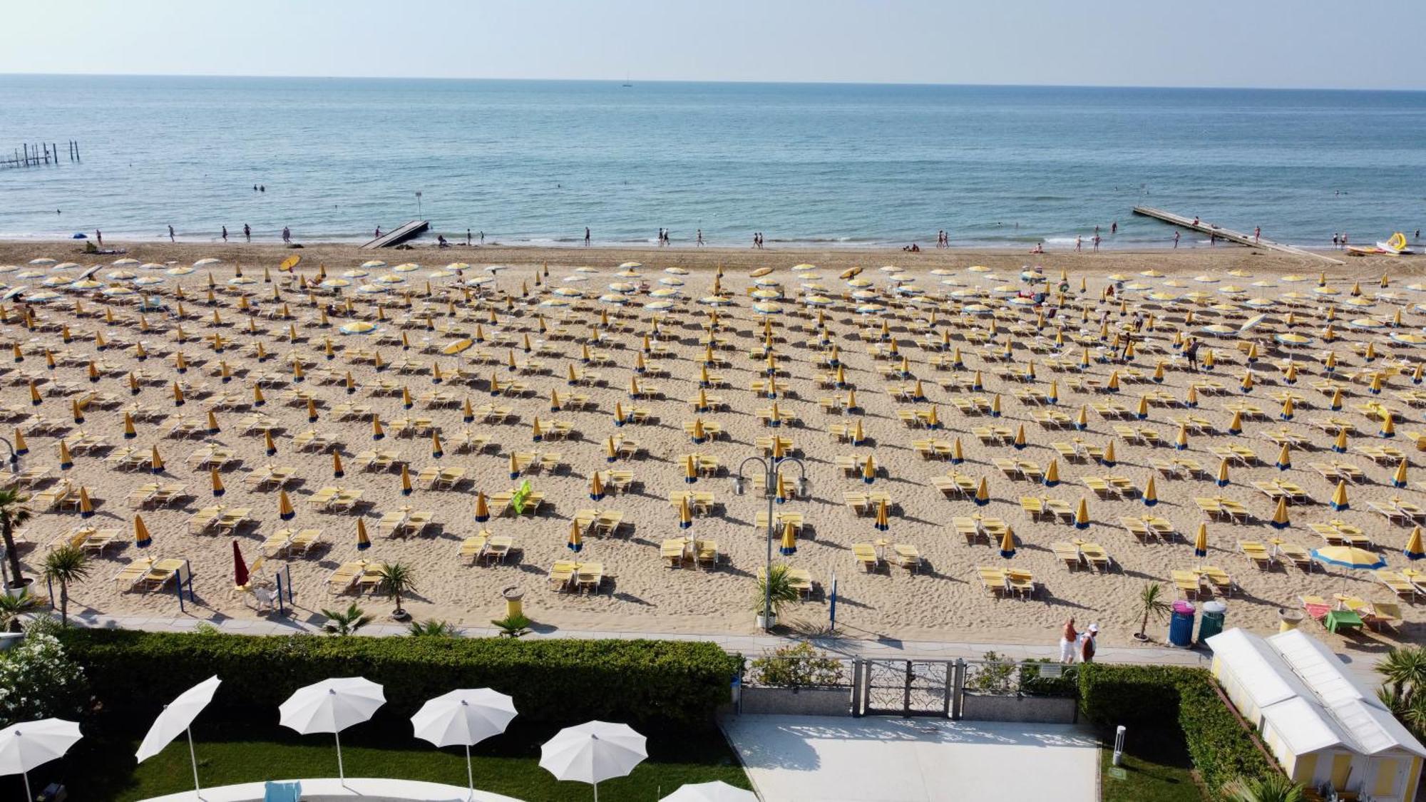 Bagni Miramare - Home Immobiliare Jesolo Luaran gambar